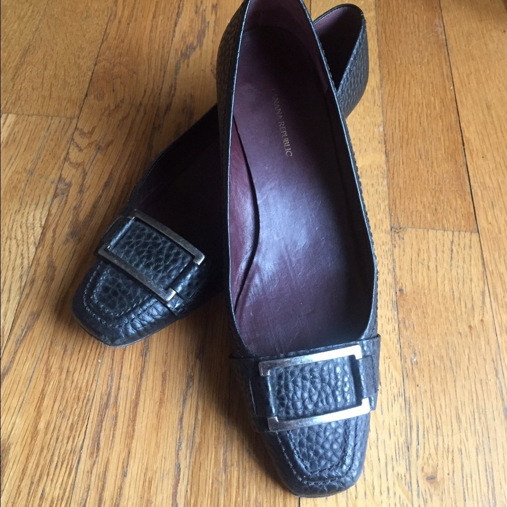BR Black flats